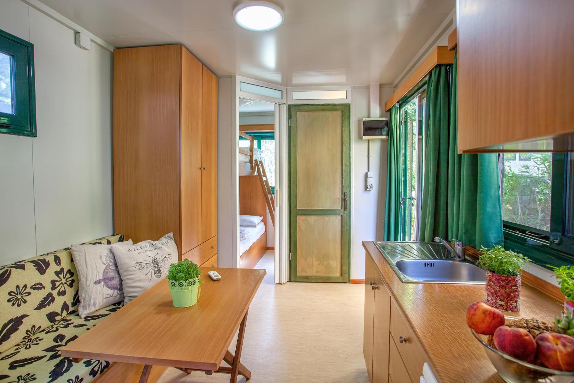 Armenistis Camping & Bungalows Sarti Habitación foto